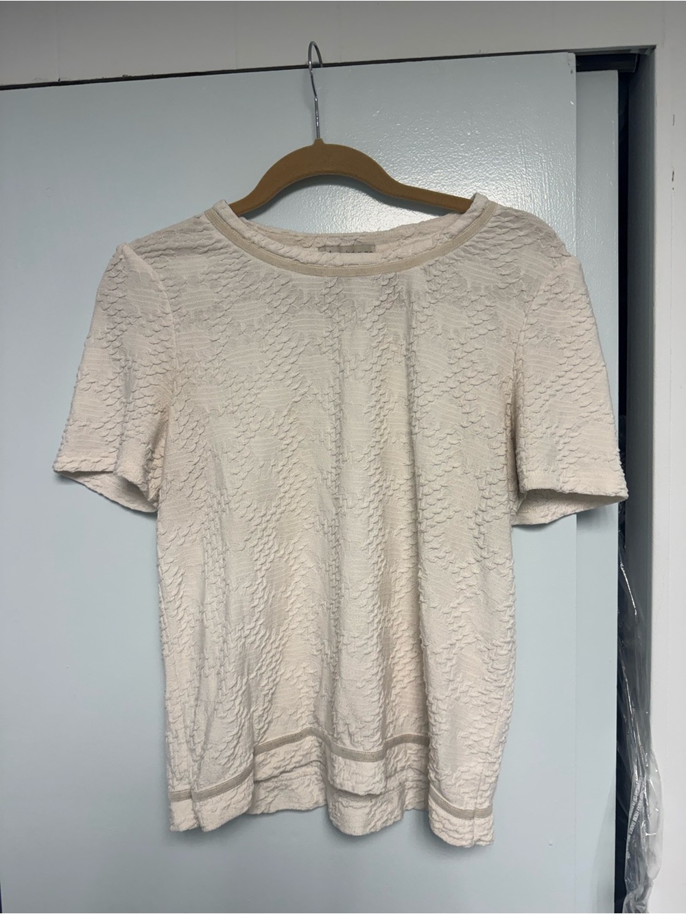 hinge Cream Textured Short Sleeve Tee
